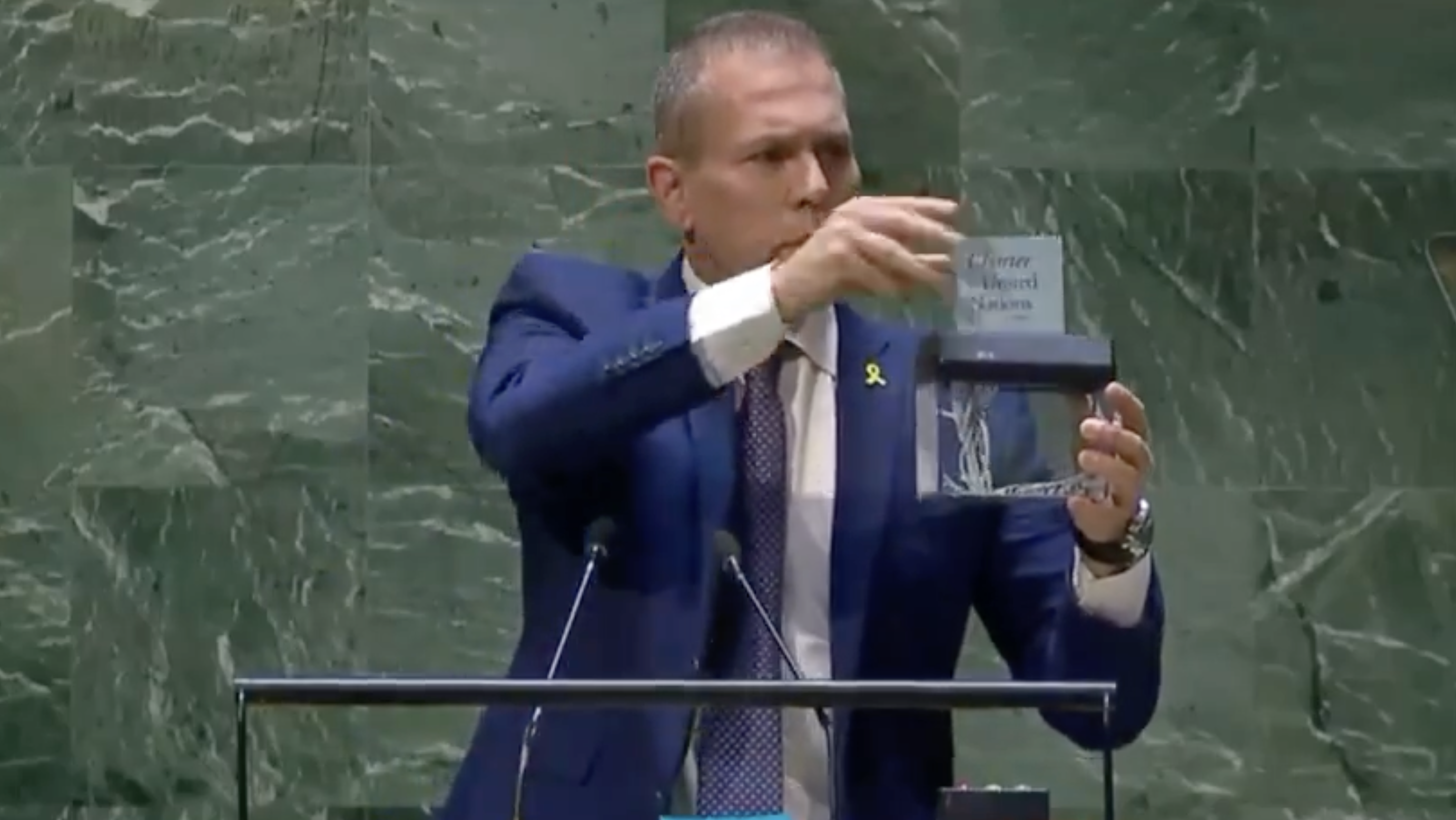 WATCH: Israeli Ambassador Shreds UN Charter To Protest Vote Giving New Privileges to Palestinians
